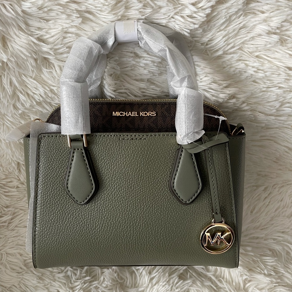 MICHAEL KORS DARIA 2-IN-1 BAG